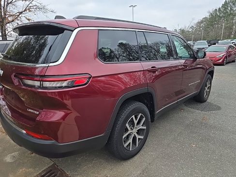 Used 2025 Jeep Grand Cherokee L Limited image 3