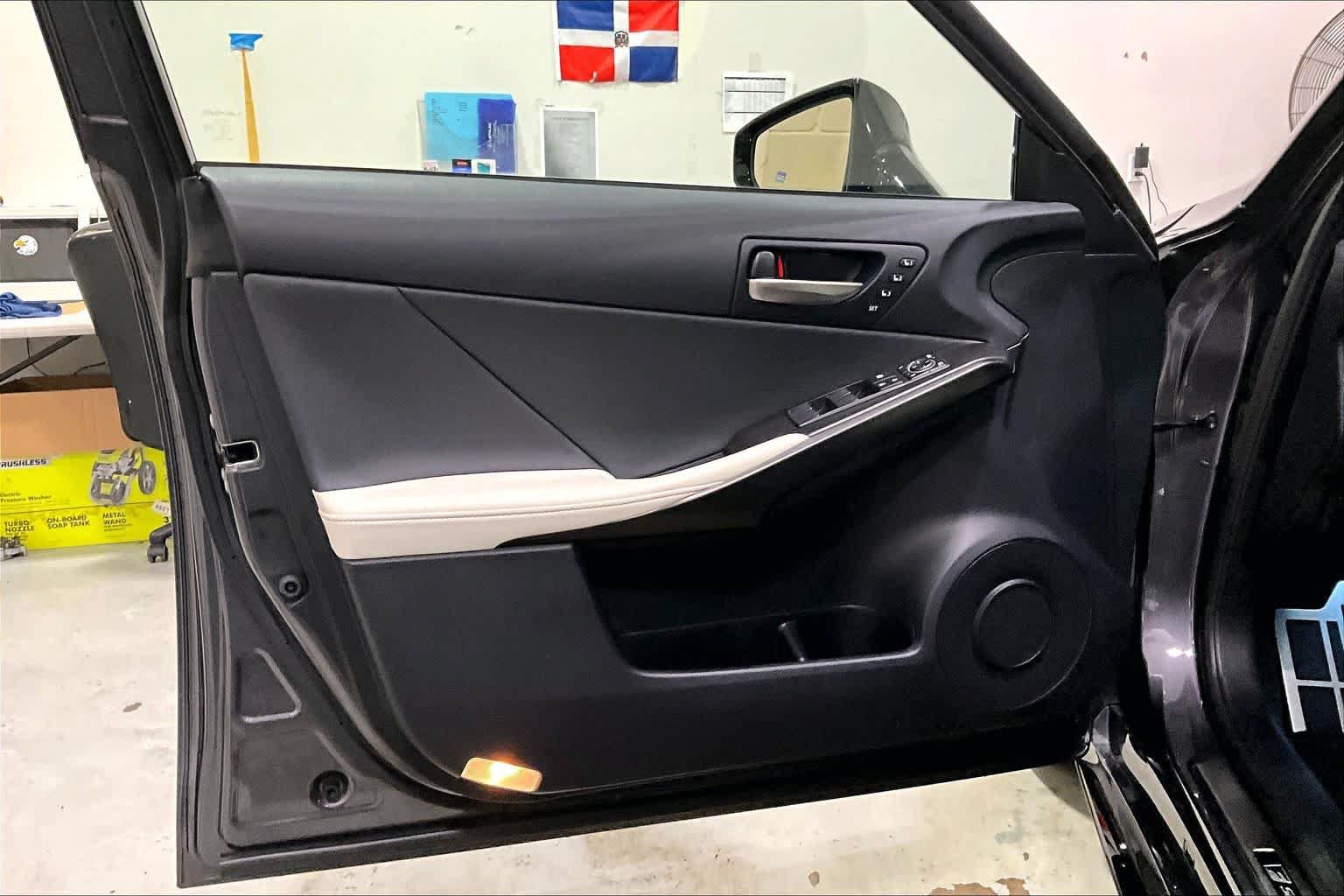 Used 2025 Lexus IS 350 F Sport AWD/4WD image 20