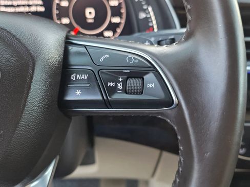 Used 2018 Audi Q7 3.0T Prestige w/ Prestige Package image 10
