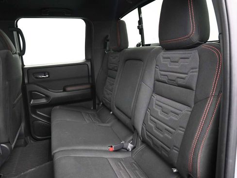 Used 2023 Nissan Frontier PRO-4X AWD/4WD image 13