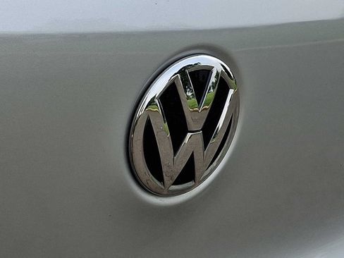 Used 2017 Volkswagen Tiguan S AWD/4WD image 29