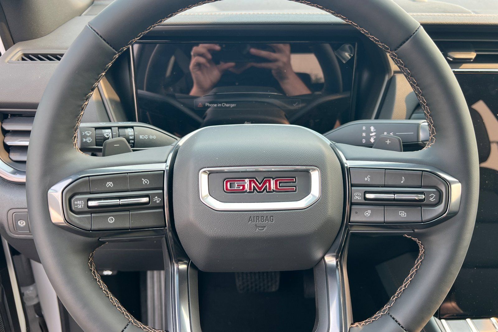 New 2027 GMC Terrain AT4 w/ Technology Package II AWD/4WD image 21