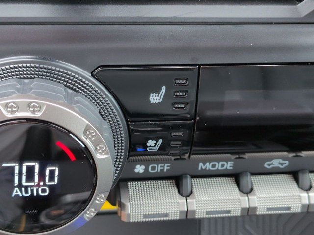 Used 2025 Toyota Tacoma 4x4 Double Cab Hybrid image 25