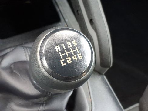 Used 2022 Ford Bronco Base w/ Sasquatch Package image 18