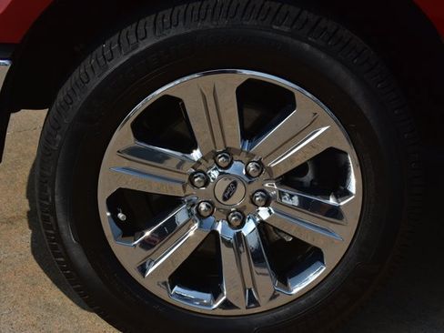 Used 2019 Ford F150 XLT w/ Equipment Group 302A Luxury RWD image 10