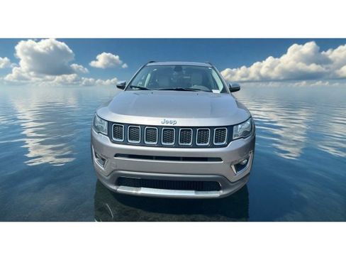 Used 2020 Jeep Compass Limited image 2