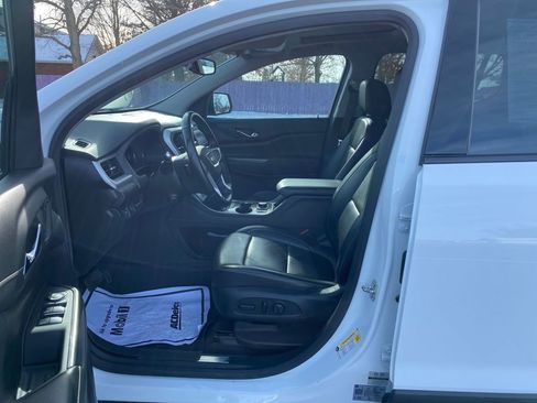 Used 2023 GMC Acadia SLT w/ Elevation Edition image 21