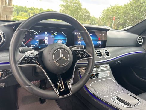 Used 2023 Mercedes-Benz E 350 Sedan image 15