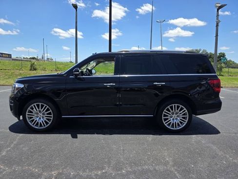Used 2023 Ford Expedition Limited RWD image 8