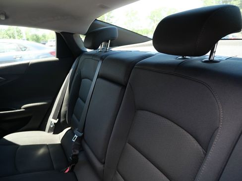 Used 2016 Chevrolet Malibu LT w/ Driver Confidence Package FWD image 25