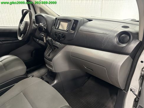 Used 2017 Chevrolet City Express LT w/ Technology Package FWD image 5