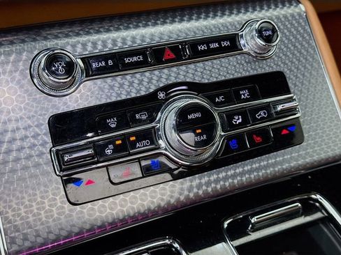 Used 2023 Lincoln Aviator Black Label w/ Dynamic Handling Package image 16