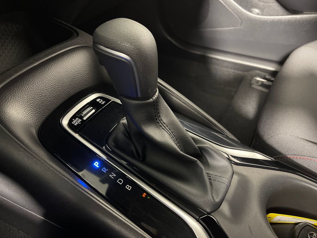 Certified 2025 Toyota Corolla SE FWD image 22