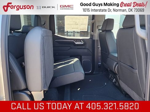New 2026 GMC Sierra 1500 SLT w/ X31 Off-Road Package AWD/4WD image 44