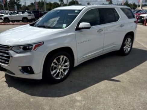 Used 2018 Chevrolet Traverse High Country w/ LPO, Cargo Package AWD/4WD image 1