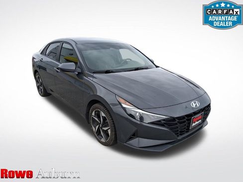Used 2023 Hyundai Elantra SEL w/ Convenience Package FWD image 1