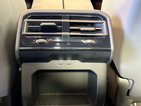 Used 2025 BMW i5 M60 w/ Premium Package image 24