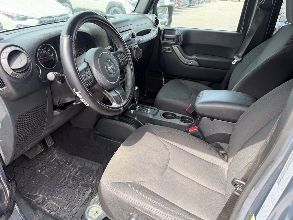 Used 2018 Jeep Wrangler Unlimited Sport S AWD/4WD image 22