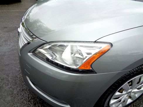 Used 2013 Nissan Sentra FE+ SV image 10