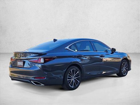 Used 2022 Lexus ES 350 w/ Premium Package image 5