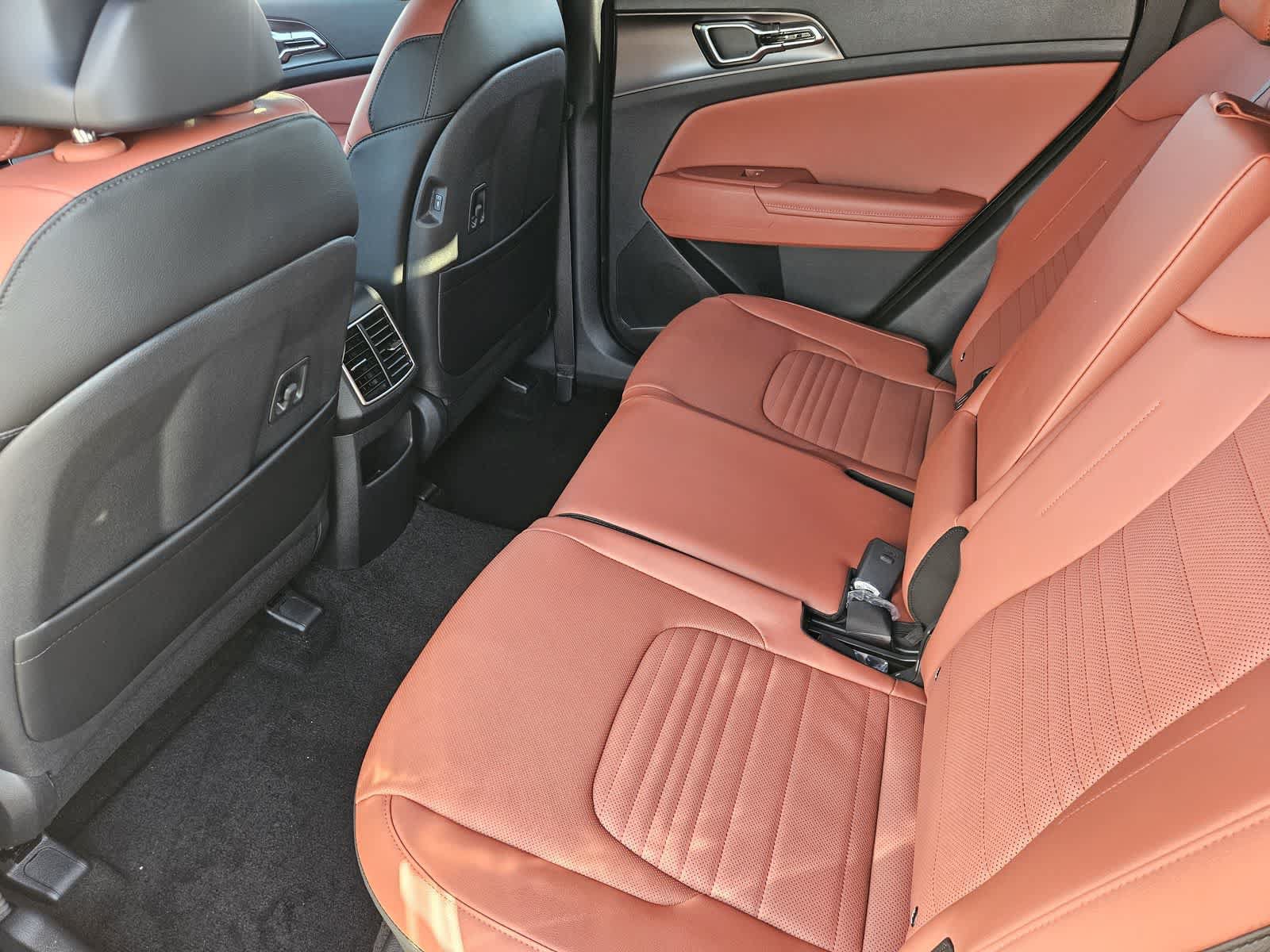 New 2026 Kia Sportage SX FWD image 21