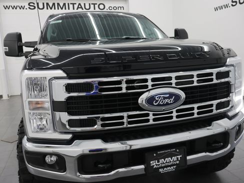 Used 2025 Ford F350 XLT w/ Tremor Off-Road Package AWD/4WD image 19