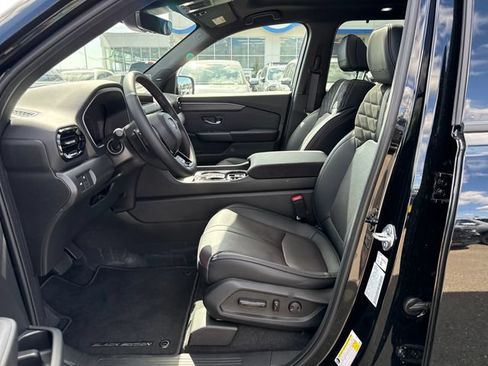 Used 2026 Honda Pilot Black Edition image 15