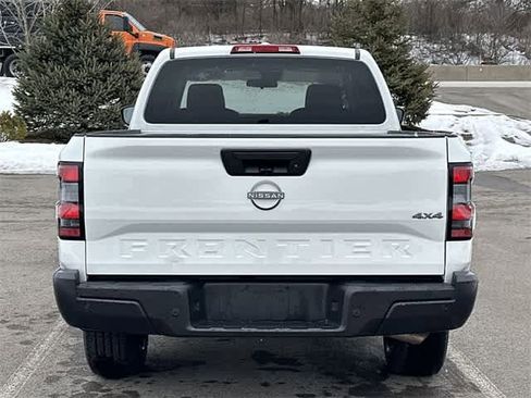 Used 2024 Nissan Frontier S w/ Technology Package image 4