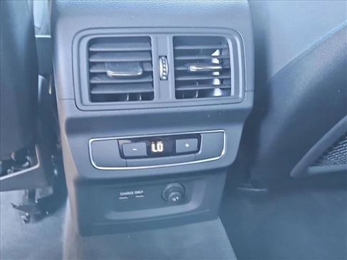 Certified 2025 Audi Q5 2.0T Premium Plus w/ Premium Plus Package image 18