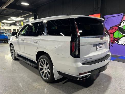 Used 2022 Cadillac Escalade Premium Luxury Platinum AWD/4WD image 3