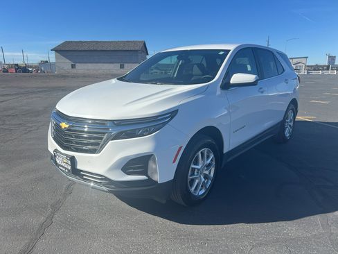 Used 2024 Chevrolet Equinox LT image 9