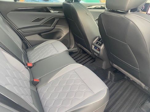 New 2026 Volkswagen Tiguan SEL R-Line image 9