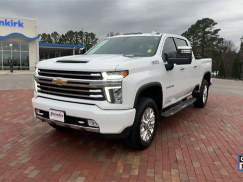 Used 2023 Chevrolet Silverado 2500 High Country w/ Z71 Off-Road Package image 5