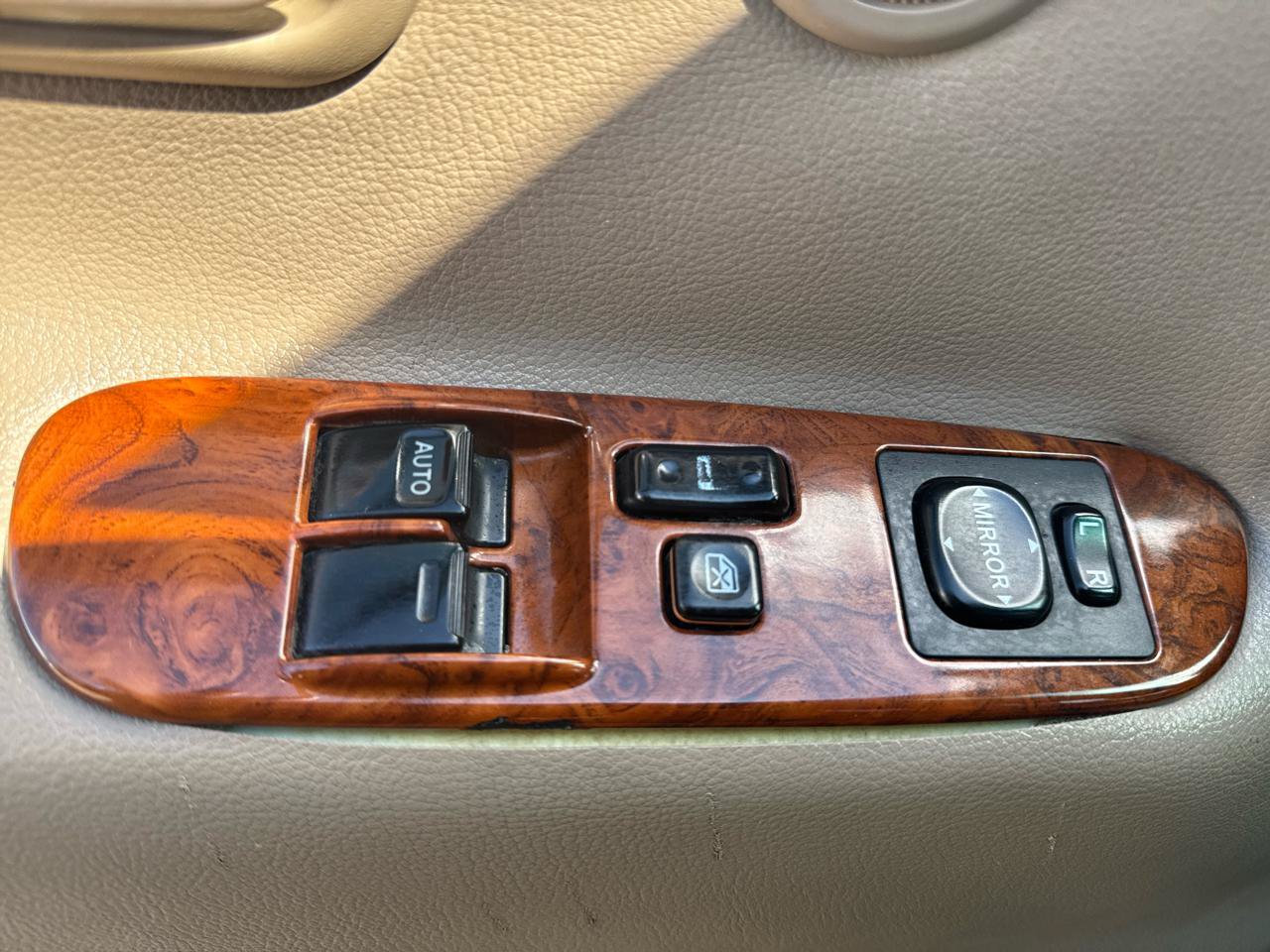 Used 2002 Toyota Tundra Limited RWD image 18