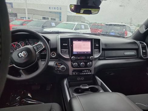 Used 2025 RAM 1500 Big Horn AWD/4WD image 10