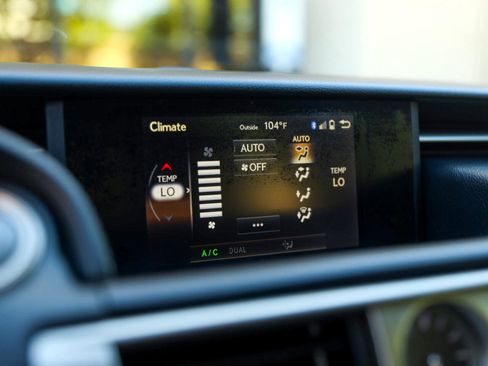 Used 2015 Lexus IS 250 250 RWD image 21