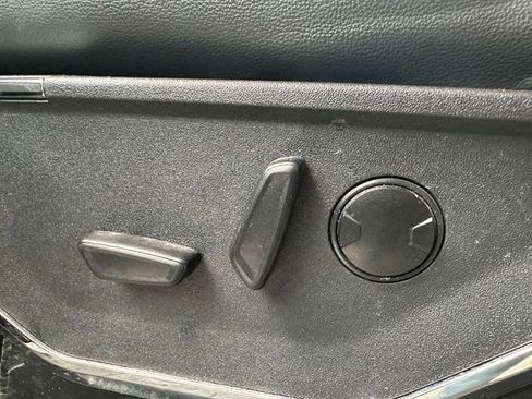 Used 2024 Ford F150 Lariat w/ Bed Utility Package AWD/4WD image 29