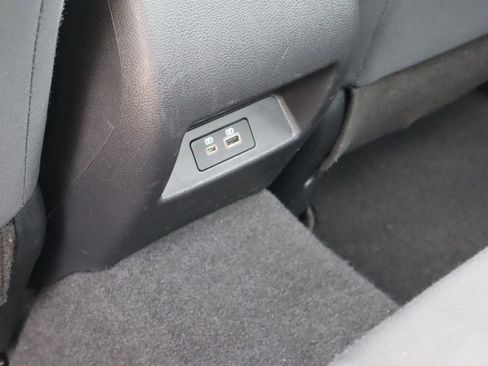 Used 2025 Nissan Altima 2.5 SV FWD image 18