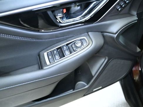 Used 2025 Subaru Outback Limited w/ Popular Package #2 image 27