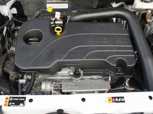 Used 2023 GMC Terrain SLT image 28