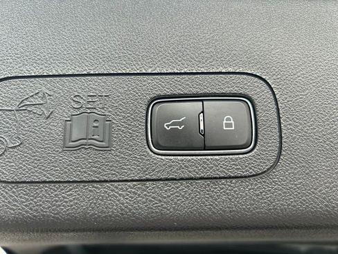 Used 2023 Lincoln Aviator Reserve w/ Equipment Group 201A AWD/4WD image 29