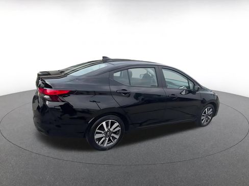 Used 2025 Nissan Versa SV FWD image 14