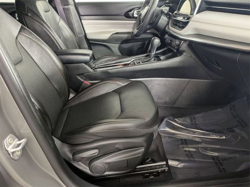 Certified 2023 Jeep Compass Limited image 25