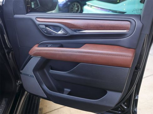Used 2023 GMC Yukon Denali Ultimate image 38