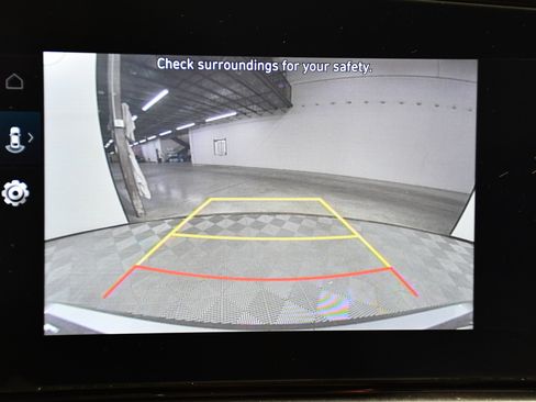 Used 2024 Hyundai Elantra SEL FWD image 28