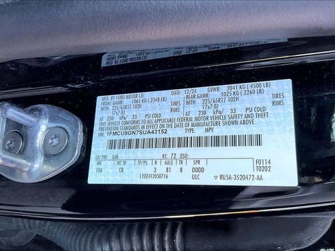 Used 2025 Ford Escape Active AWD/4WD image 10