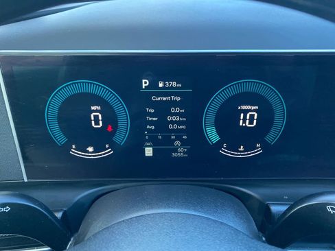 Certified 2025 Hyundai Tucson SE image 15