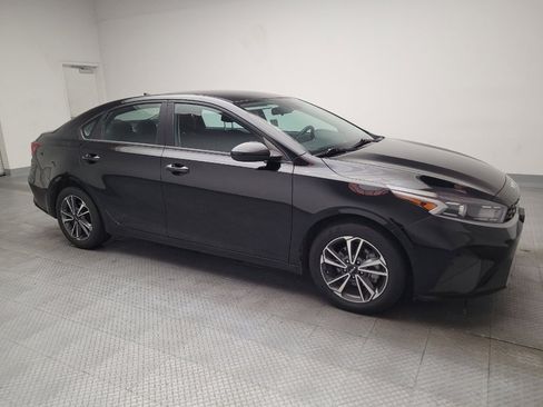 Used 2023 Kia Forte LXS FWD image 11
