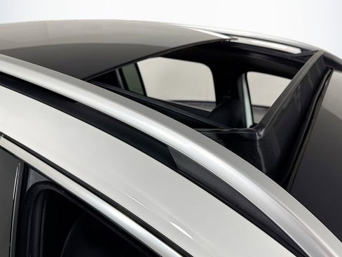 New 2026 Mercedes-Benz GLB 250 image 21