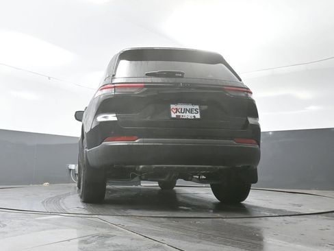 New 2026 Jeep Grand Cherokee Laredo AWD/4WD image 44